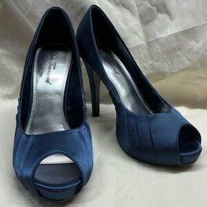 Navy Satin Peep Toe Platform Stiletto Heels 4.5” Bridesmaid Size 9.5